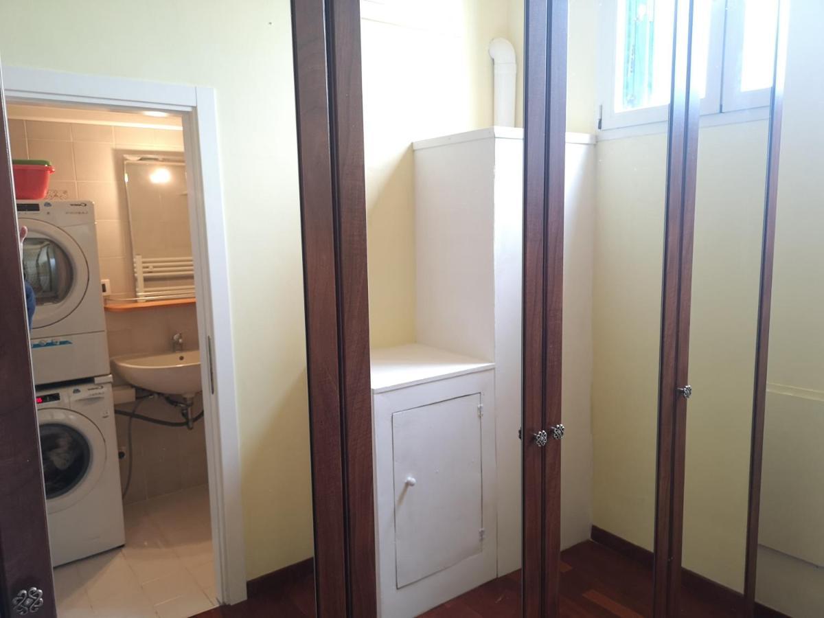 Porta A Mare, Free Parking Apartment Livorno Bagian luar foto